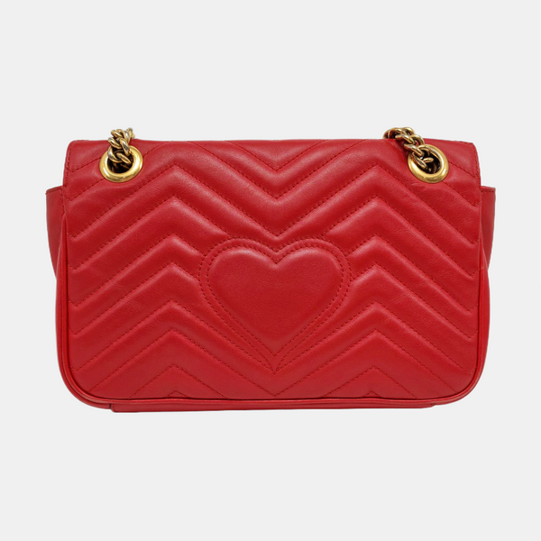 Authenticated pre-owned GG Marmont Medium Calfskin Red - Shoulder Bag at Looply