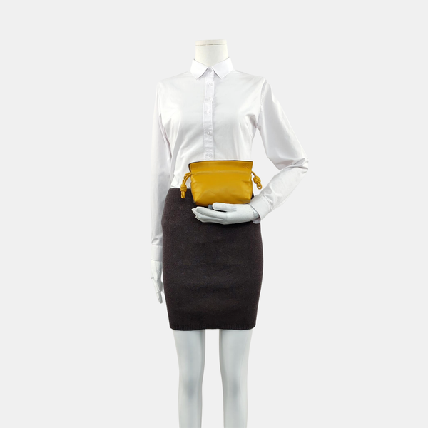 Authenticated pre-owned Flamenco Calfskin Yellow - Clutch at Looply