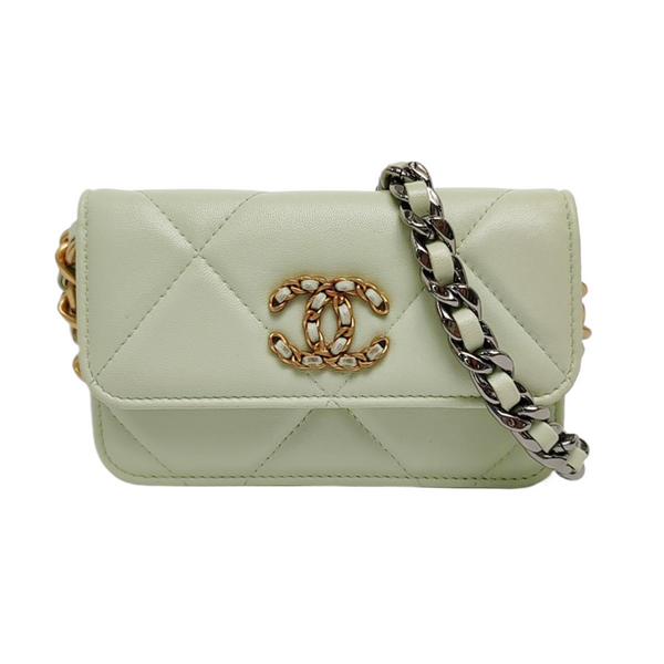 Authenticated pre-owned Chanel 19 Quilted Lambskin Green - Shoulder Bag at Looply