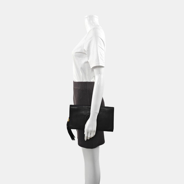 Authenticated pre-owned Soho Calfskin Black - Clutch at Looply