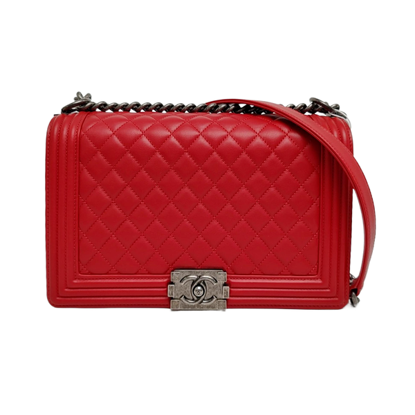 Authenticated pre-owned Boy Chanel Large Quilted Calfskin Red - Shoulder Bag at Looply