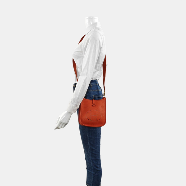 Authenticated pre-owned Evelyne TPM Clemence Orange - Shoulder Bag at Looply