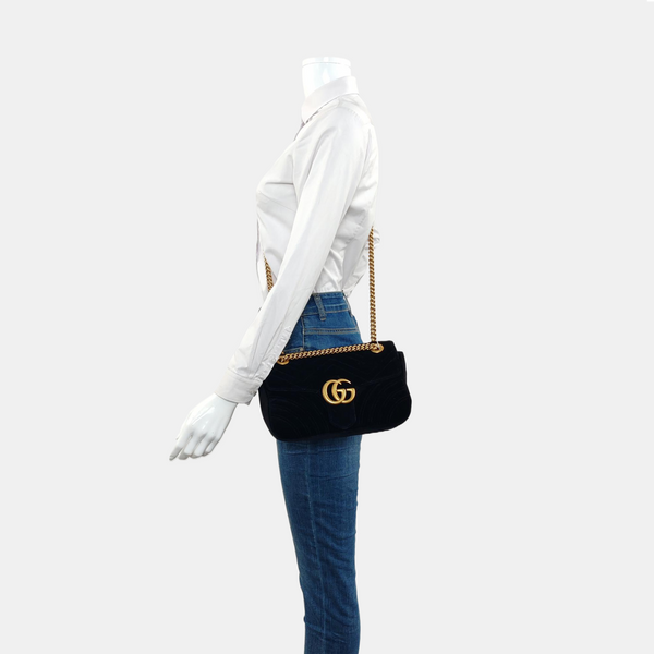 Authenticated pre-owned GG Marmont Medium Velvet Black - Shoulder Bag at Looply