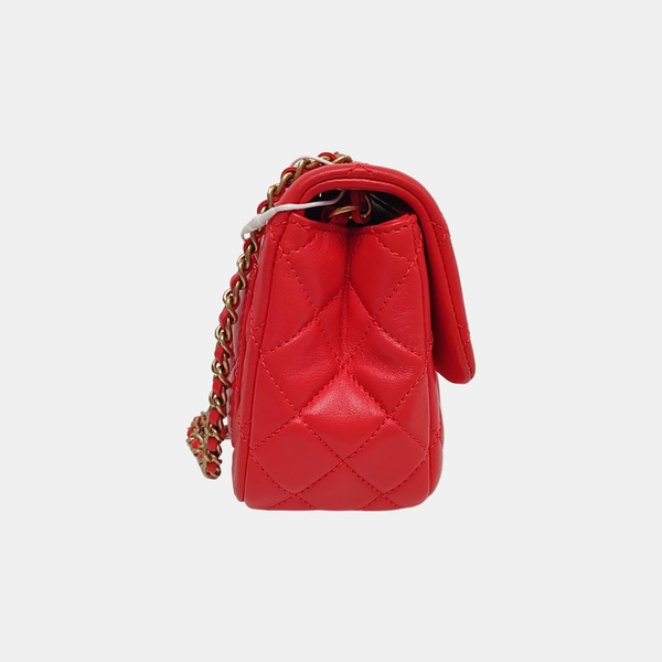 Authenticated pre-owned Classic Flap Quilted Lambskin Red - Crossbody Bag at Looply