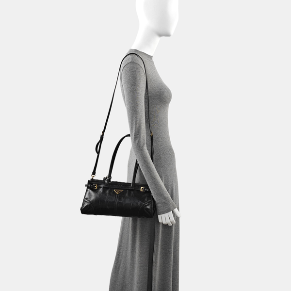 Bonnie Medium Calfskin Black