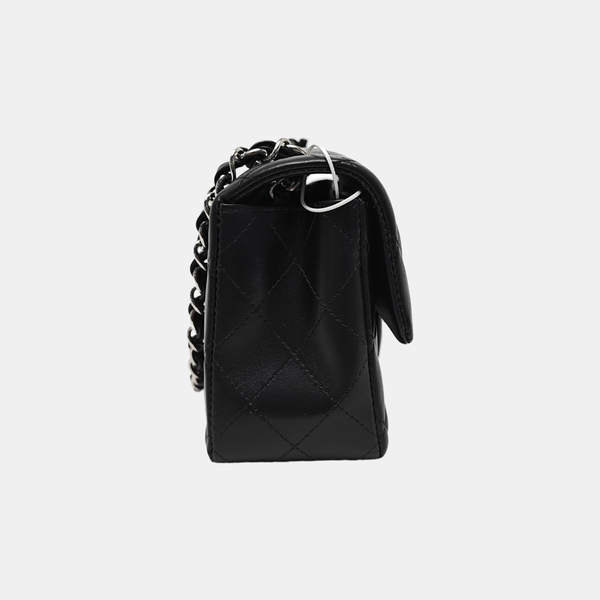 CLASSIC FLAP Mini Quilted Lambskin Black