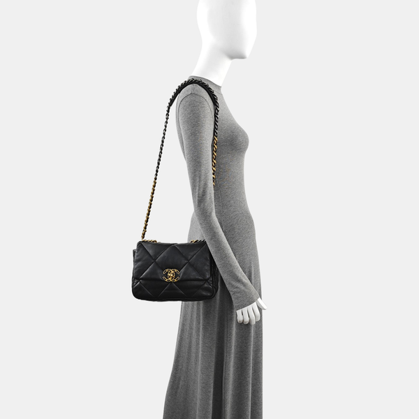 CHANEL 19 Small Quilted Lambskin Black