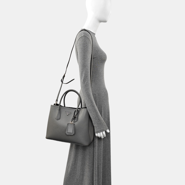 Double Medium Calfskin Gray