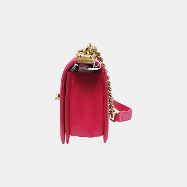BOY CHANEL Medium Quilted Red