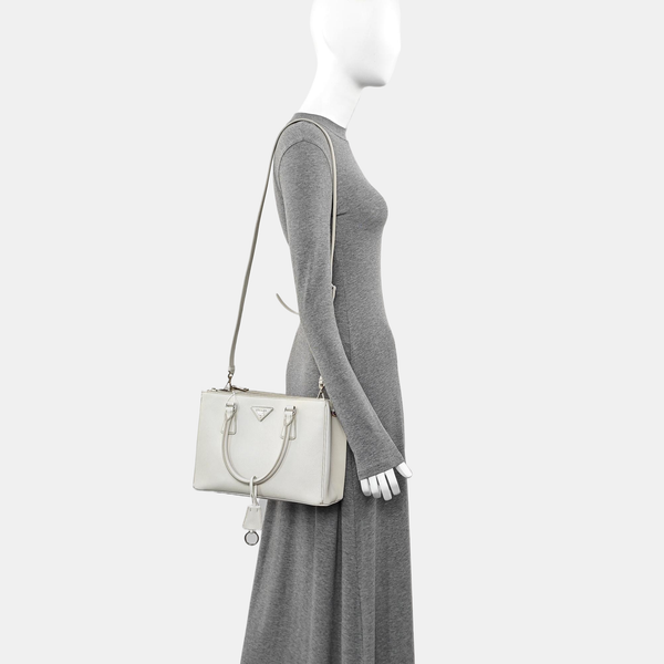 Galleria Medium Saffiano Calfskin White