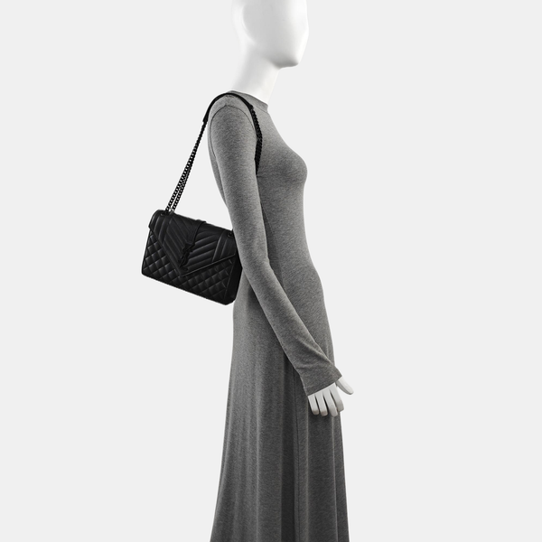 ENVELOPE Medium Quilted Calfskin Black