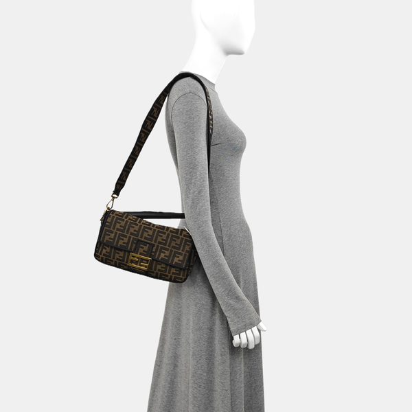 Baguette Medium Canvas Brown