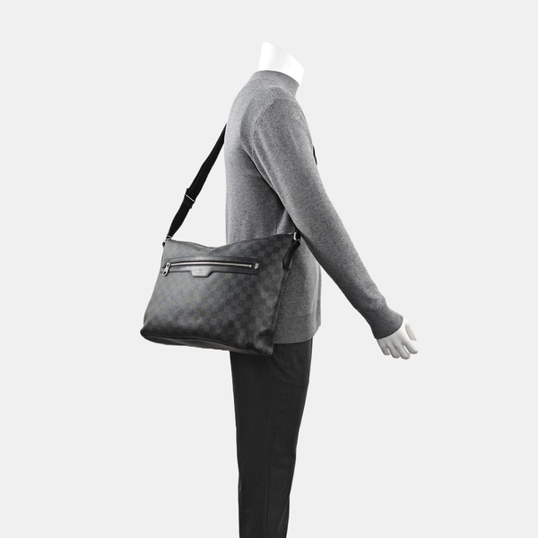 Damier Graphite Coated Canvas Shoulder Bag Black