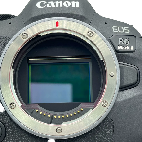 Authenticated pre-owned EOS R6 Mark II - at Looply