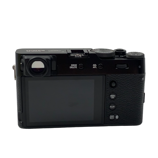 Authenticated pre-owned X100VI - at Looply