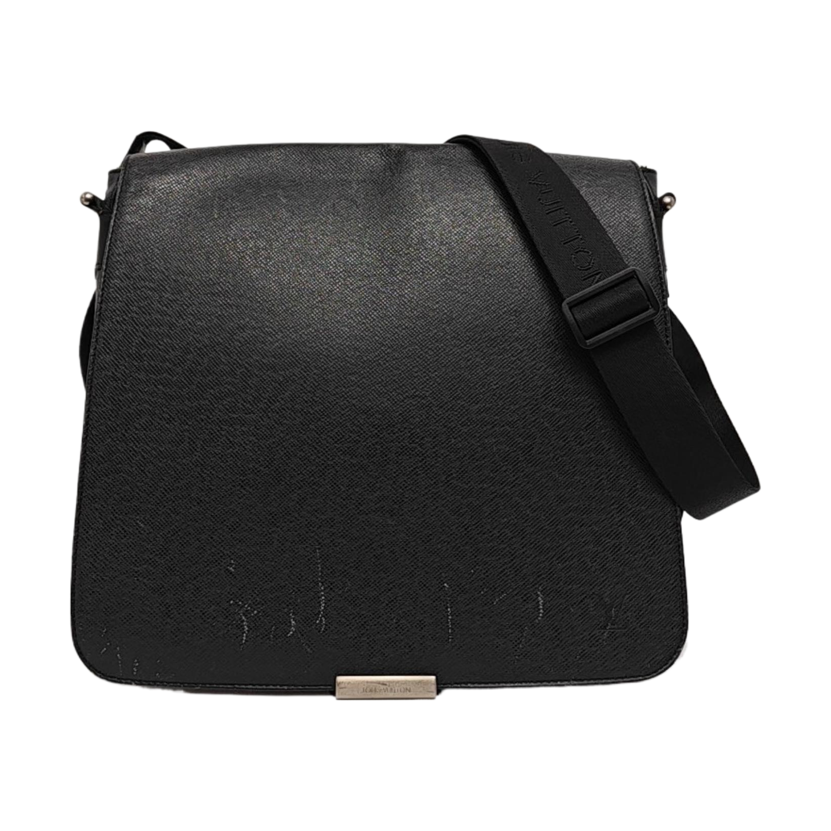 VIKTOR Calfskin Black