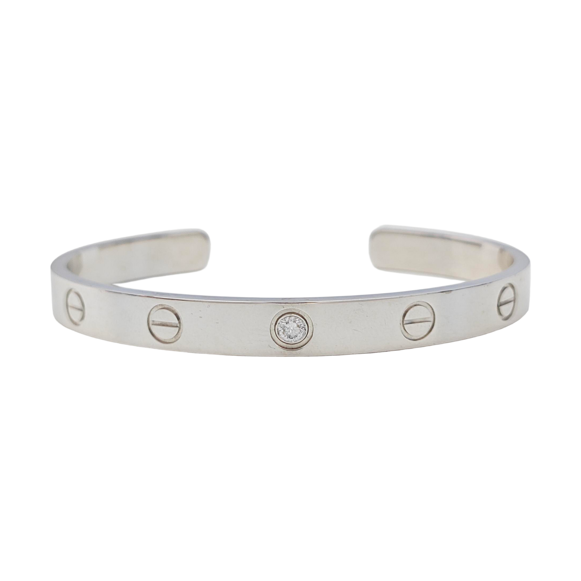 LOVE 18k White Gold Silver Bangle