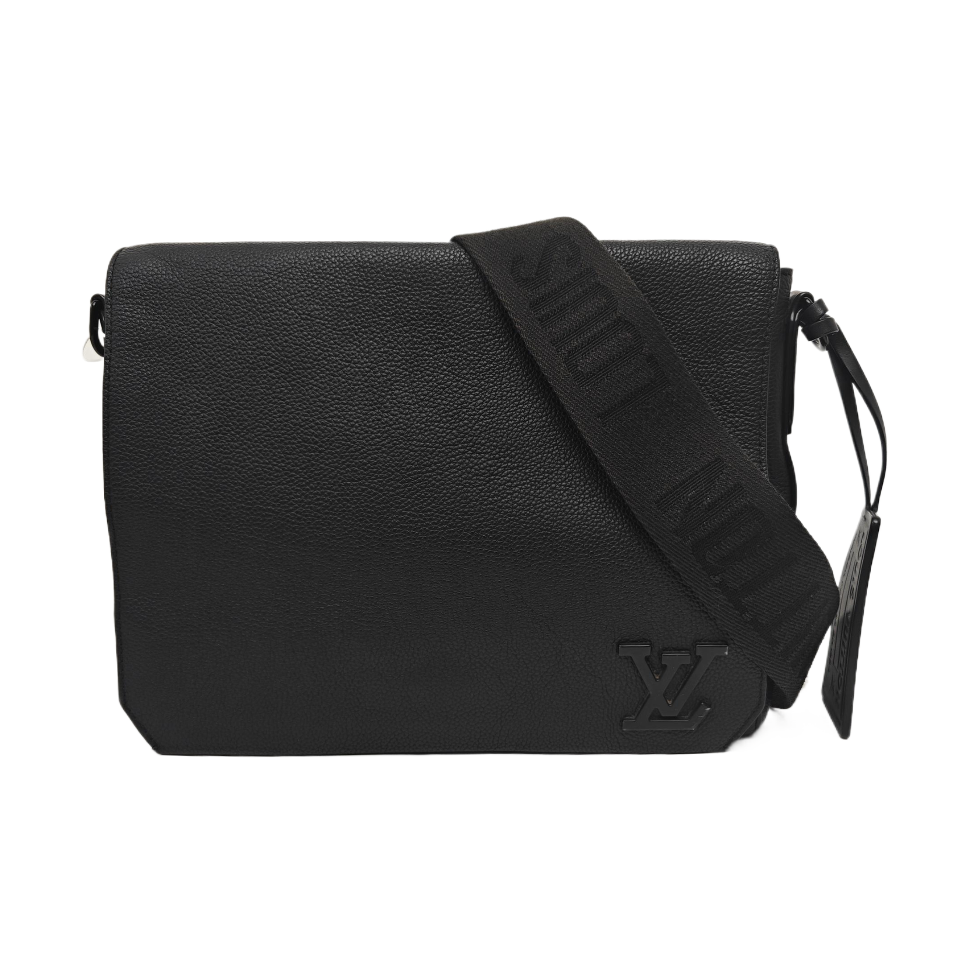 AEROGRAM Calfskin Black