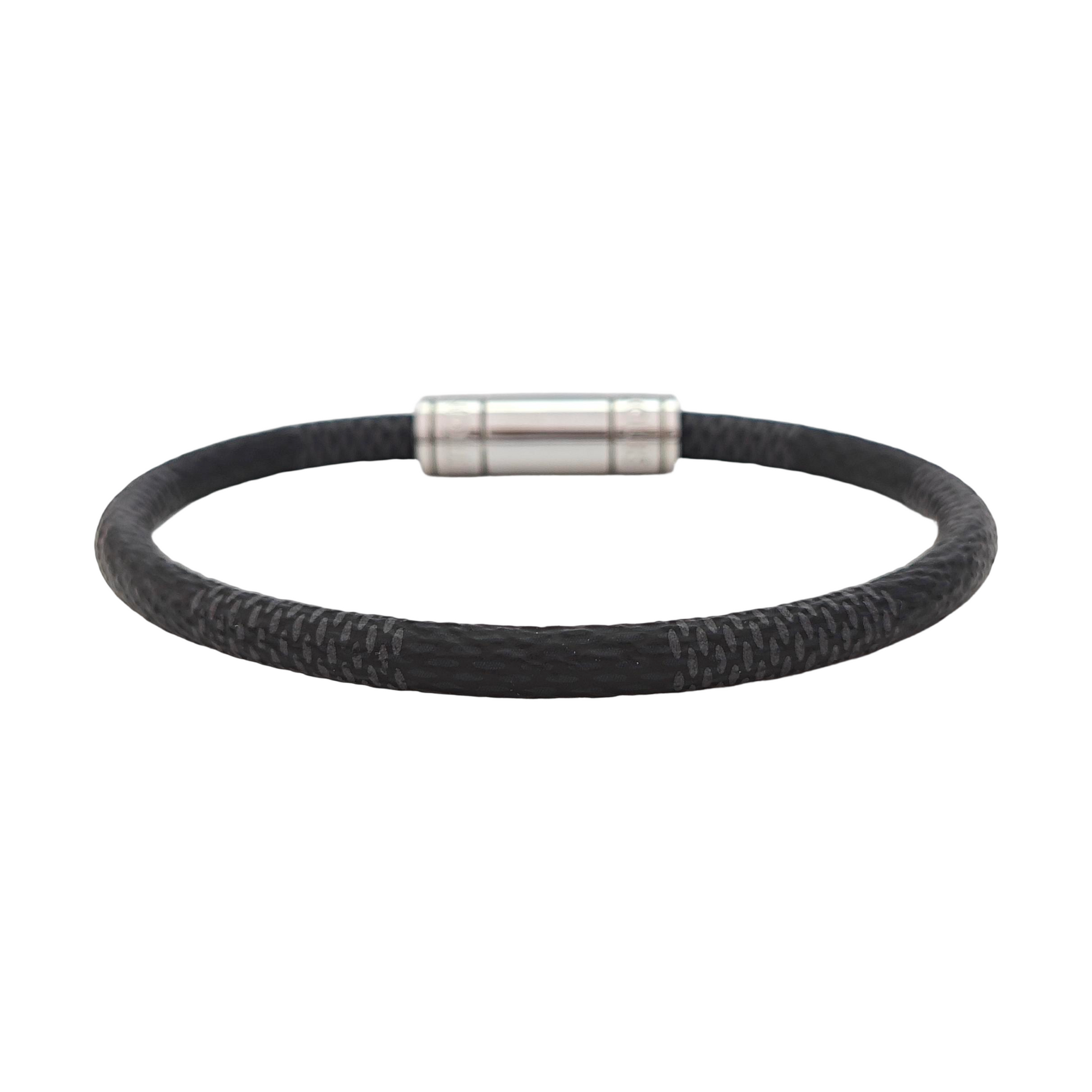 KEEP IT Metal Black Bangle