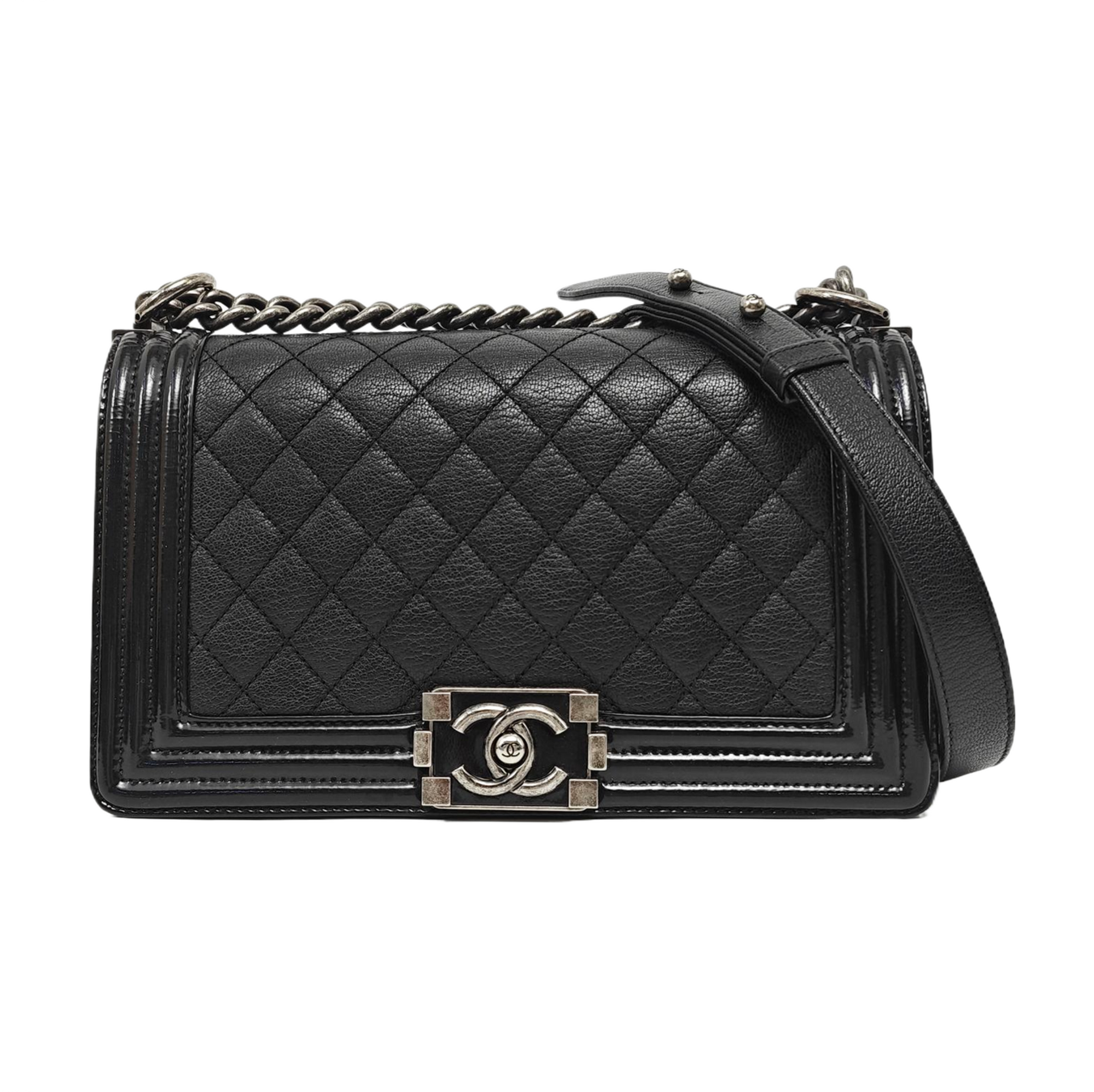 BOY CHANEL Medium Quilted Lambskin Black