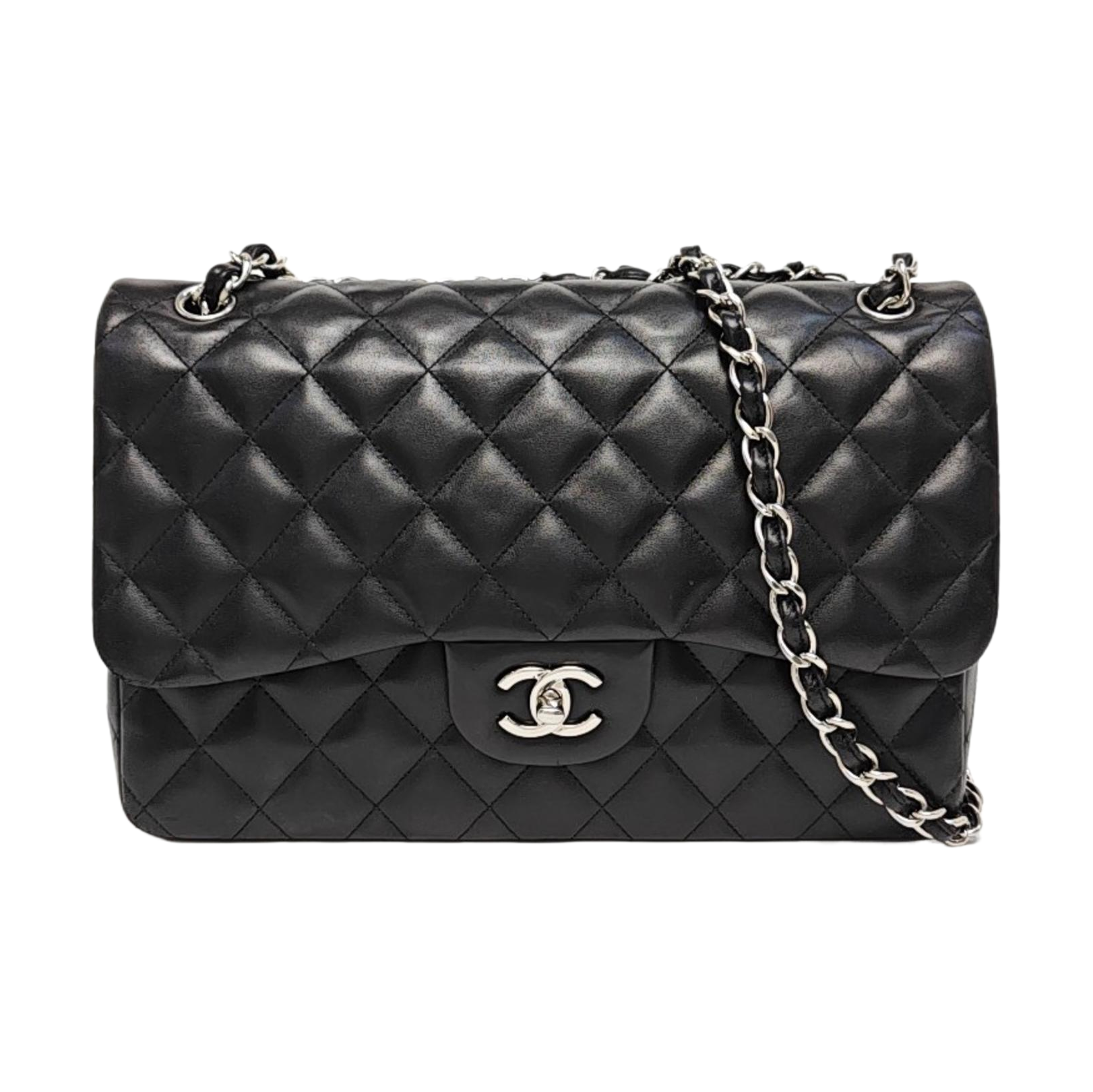 CLASSIC FLAP Jumbo Quilted Lambskin Black