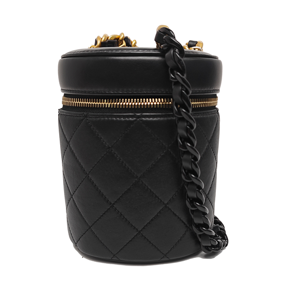 VANITY CASE Small Quilted Lambskin Black