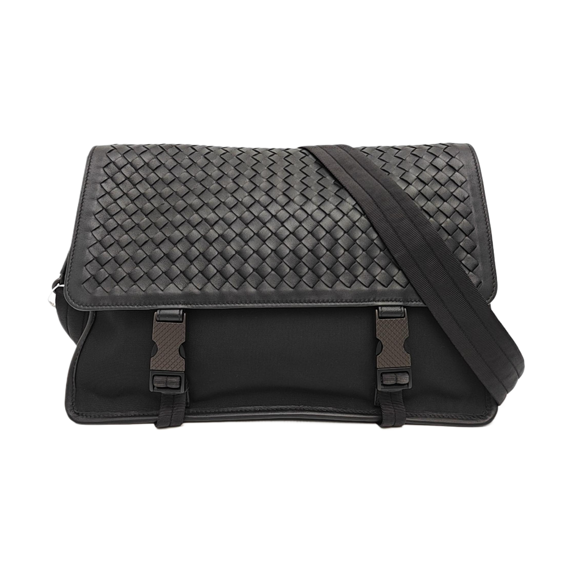 Lambskin Shoulder Bag Black