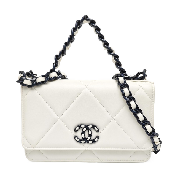 CHANEL 19 Small Quilted Lambskin White