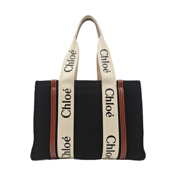 Woody Medium Felt Black