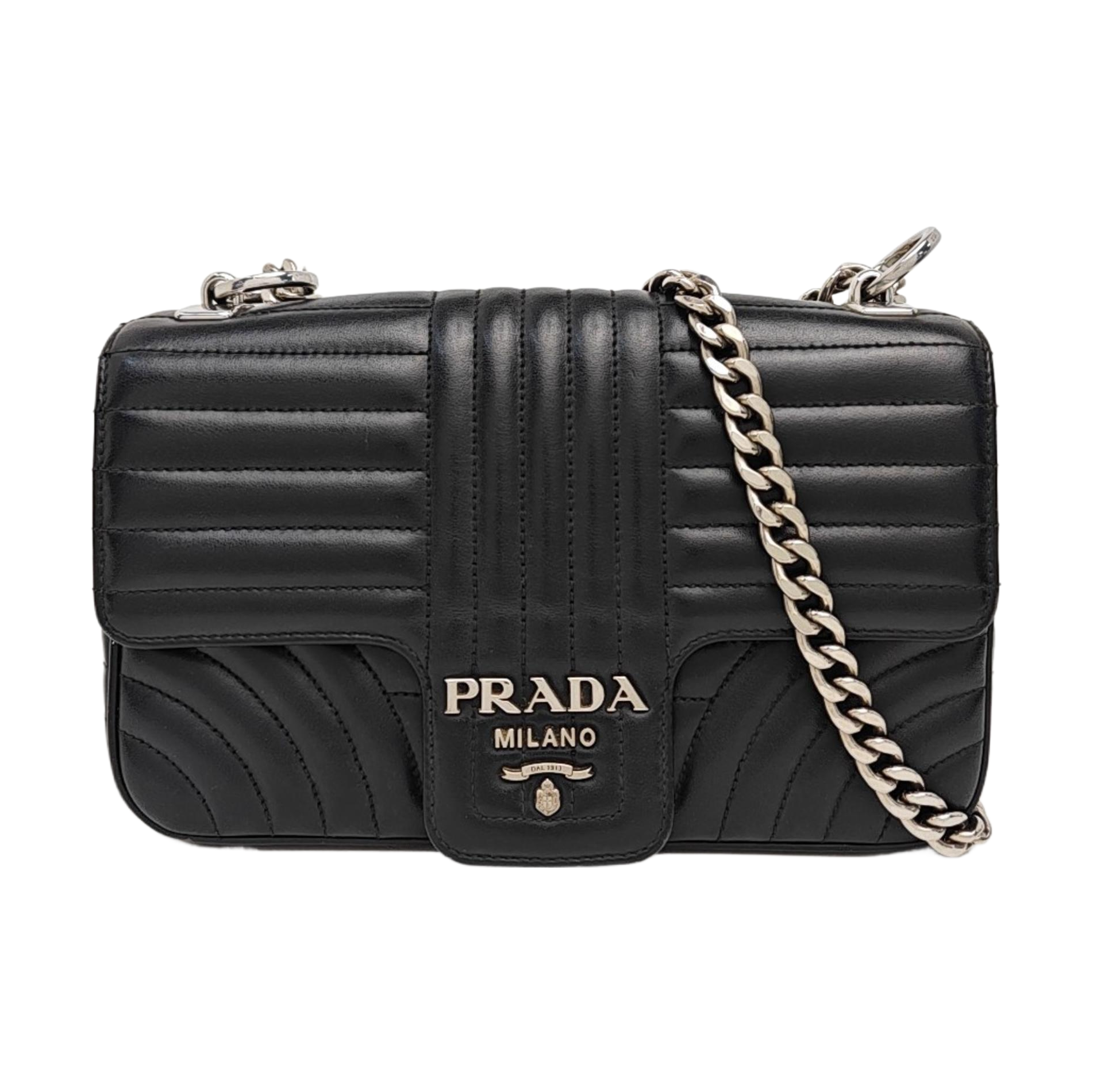 Diagramme Medium Quilted Calfskin Black