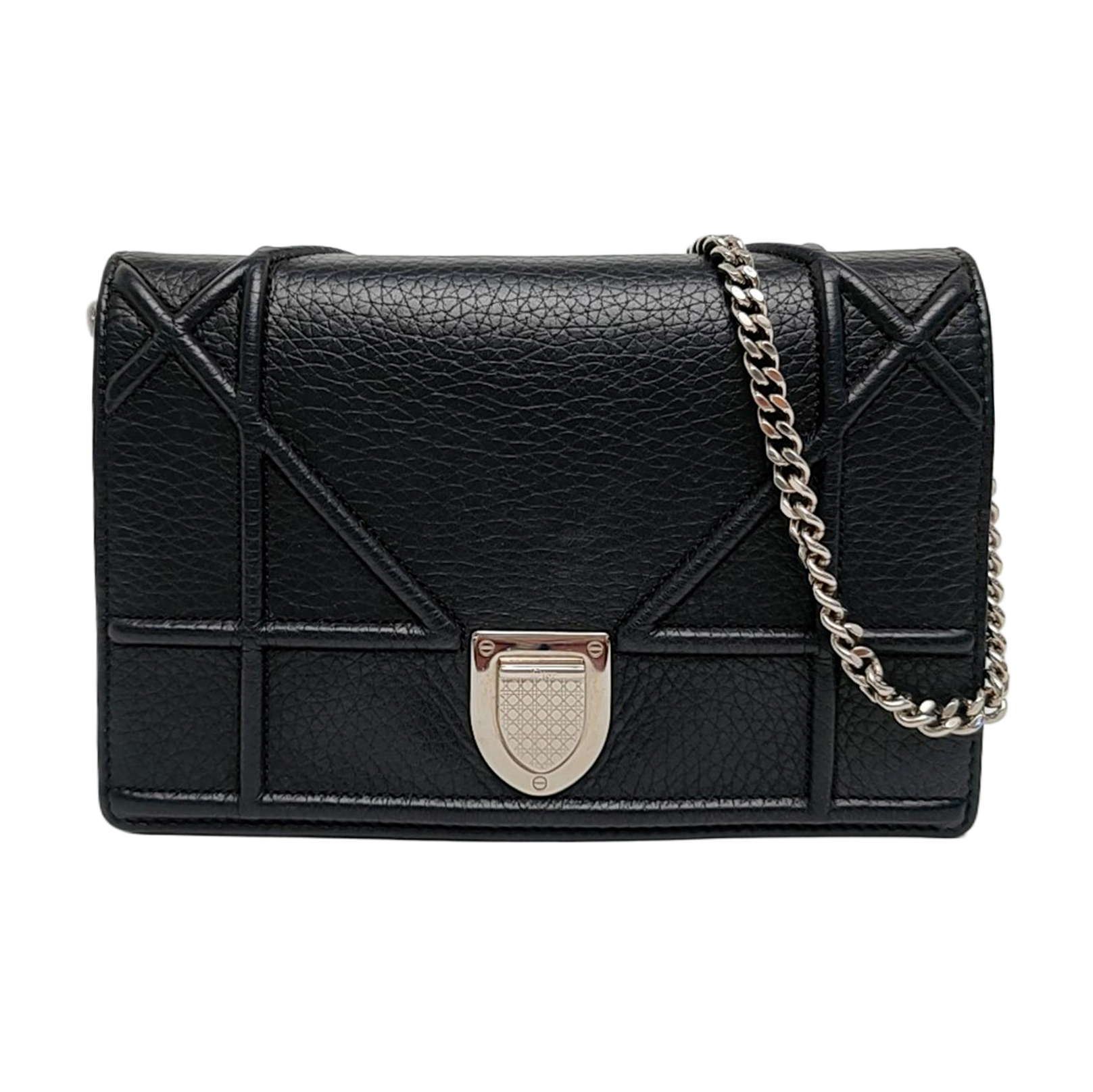 Authenticated pre-owned  Diorama Calfskin Black - Shoulder Bag at Looply