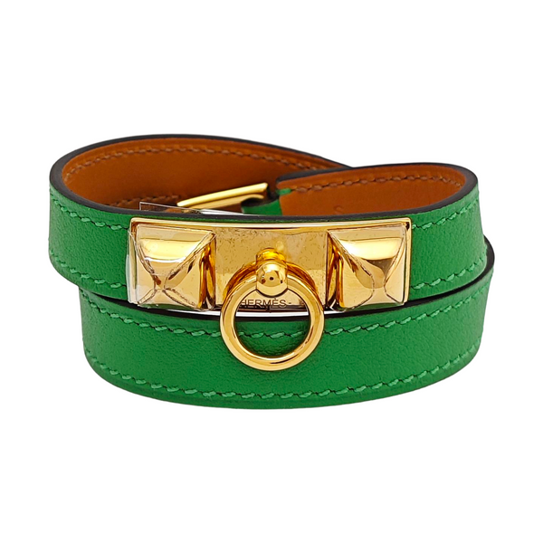 Rivale Metal Green Bangle