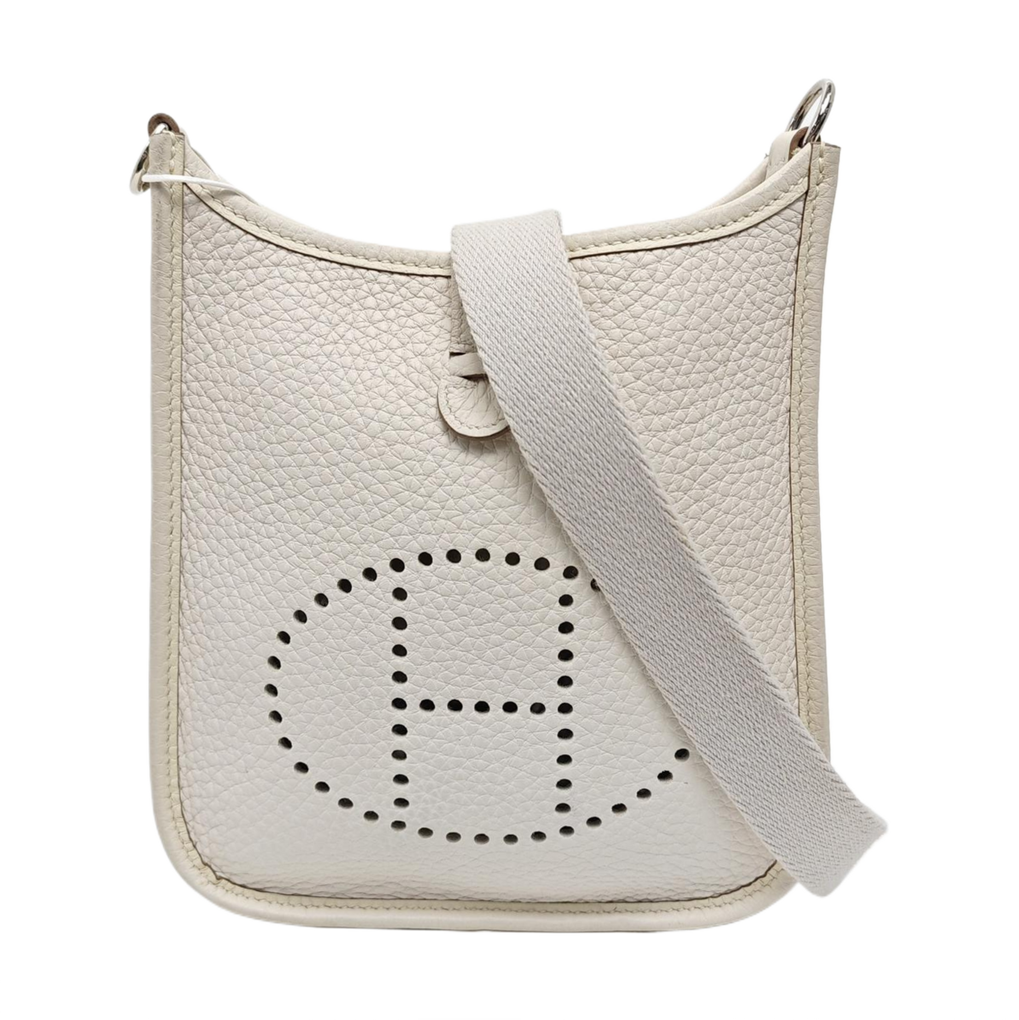Evelyne 16 Clemence Gray