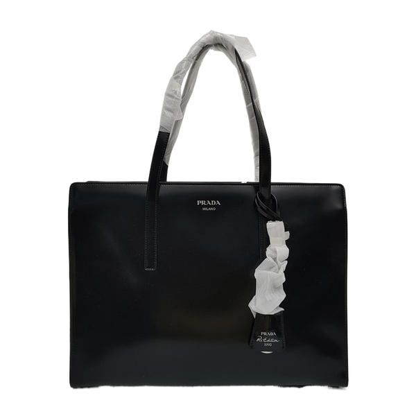 Re-Edition Leather Black