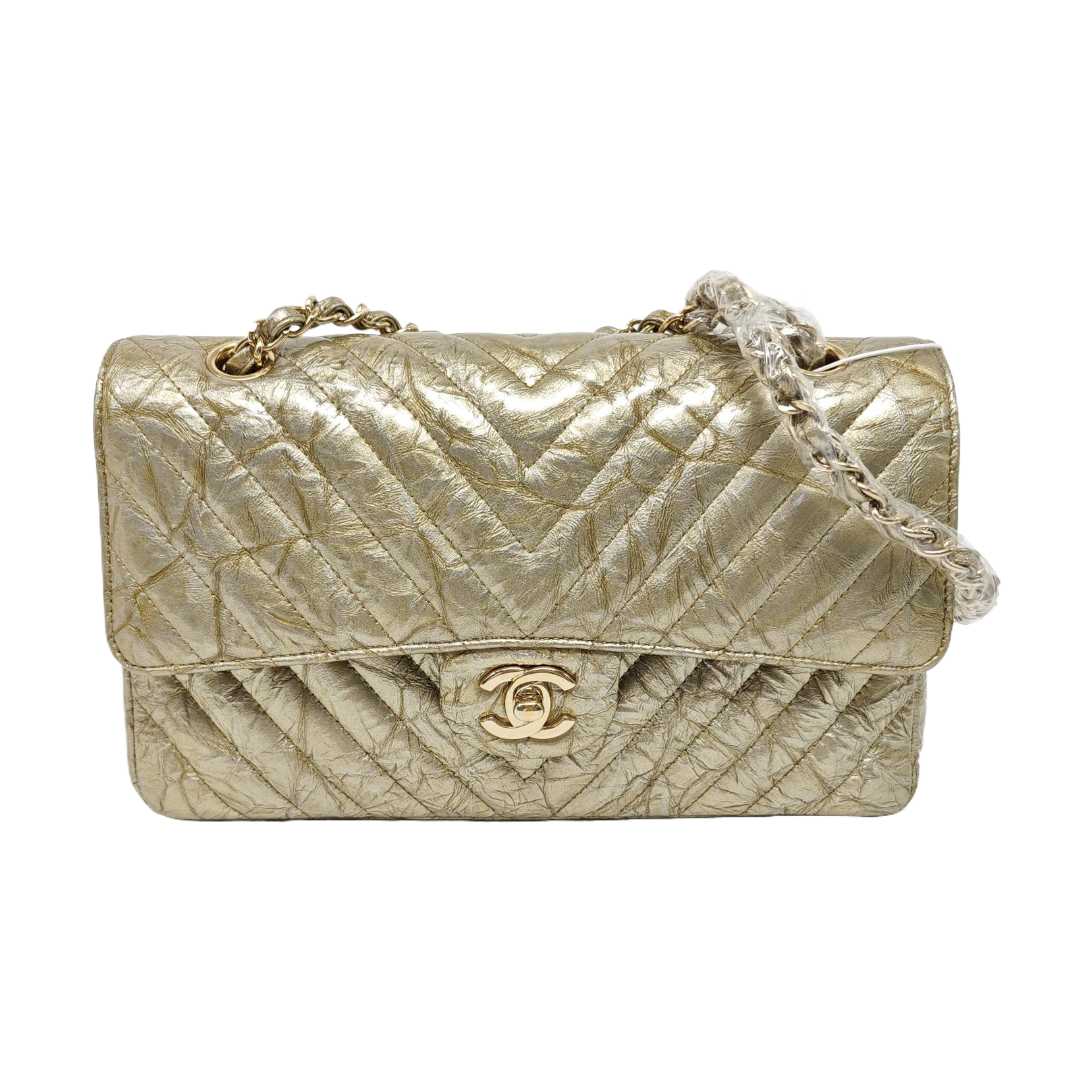 CLASSIC FLAP Small Chevron Patent Calfskin Gold
