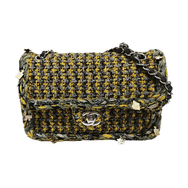 CLASSIC FLAP Medium Quilted Wool Yellow