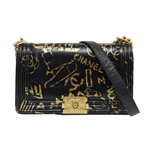 BOY CHANEL Medium Quilted Calfskin Black
