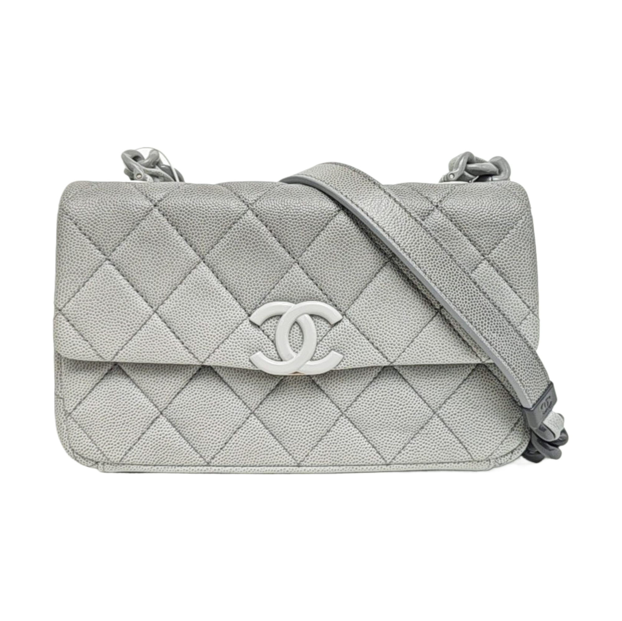 Grained Calfskin Shoulder Bag Green