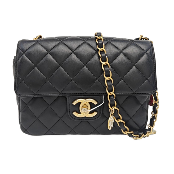 CLASSIC FLAP Mini Quilted Lambskin Black