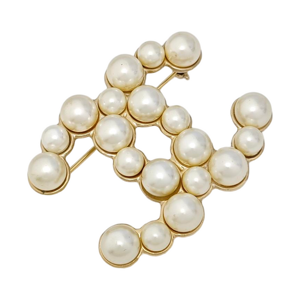 Vintage Metal White Brooch