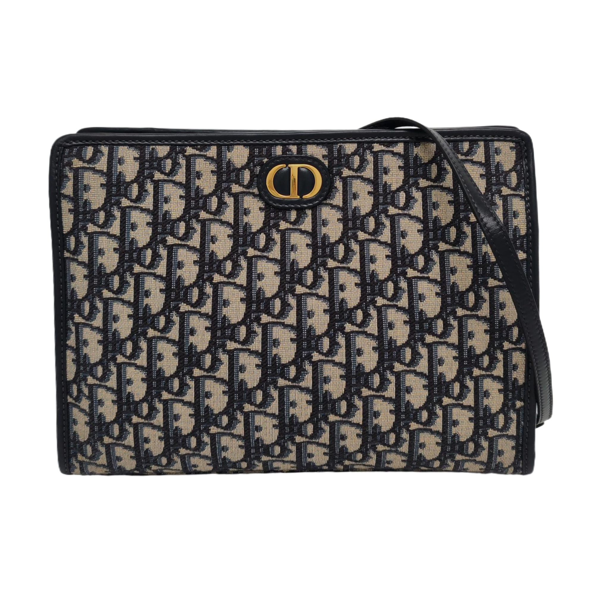 Authenticated pre-owned  30 Montaigne East-West Oblique Canvas Blue - Clutch at Looply
