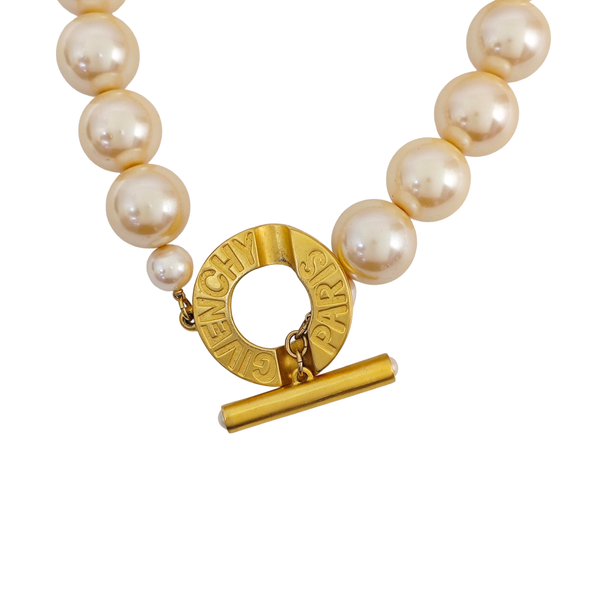 Faux Pearl White Necklace