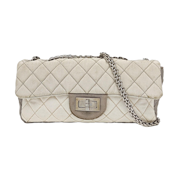 2.55 225 Quilted Fabric White