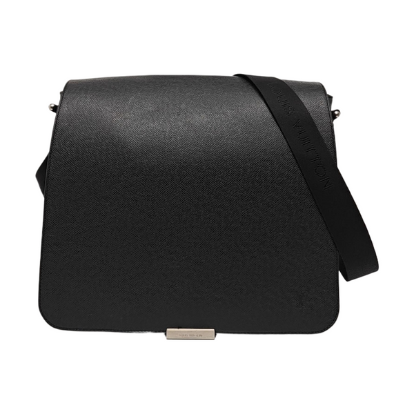 VIKTOR Calfskin Black