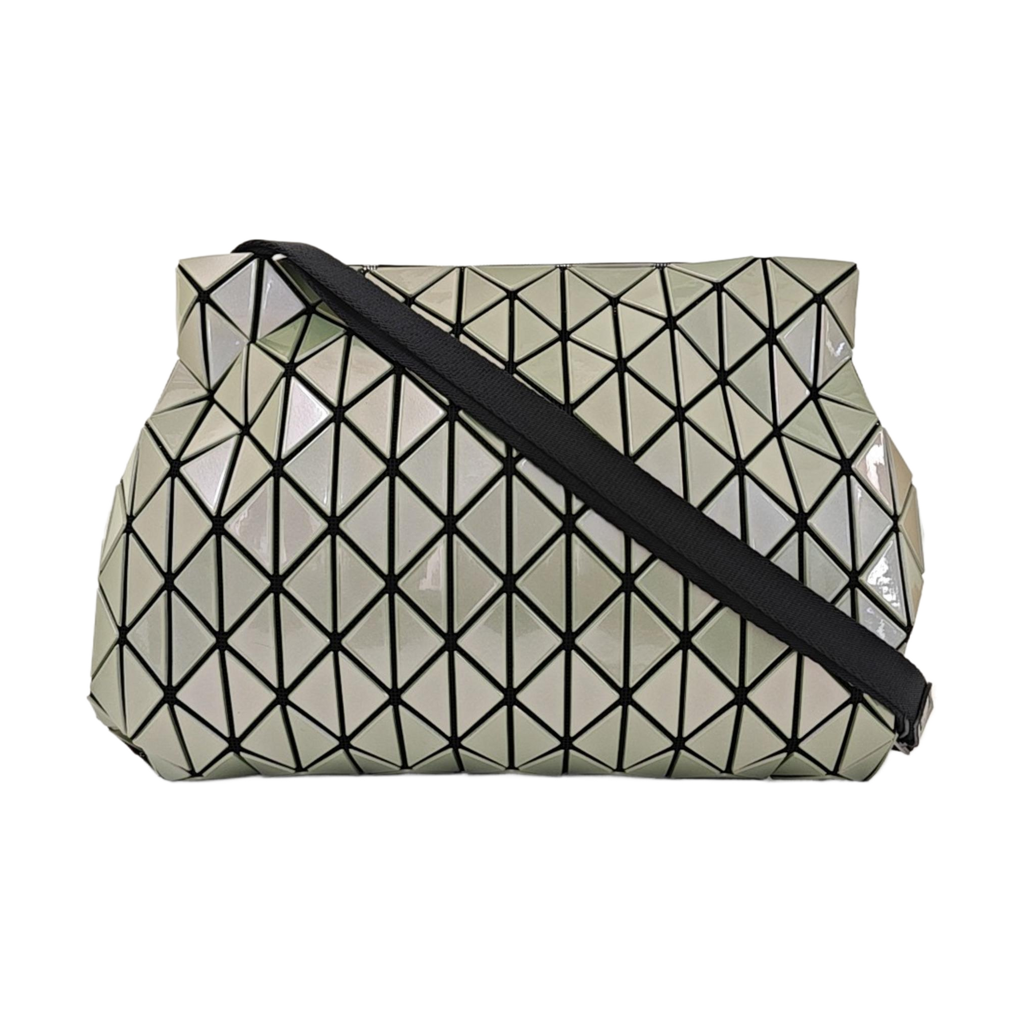 Special Material Shoulder Bag Green