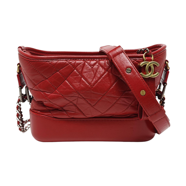Authenticated pre-owned  GABRIELLE Small Chevron, Quilted Calfskin Red - Shoulder Bag at Looply