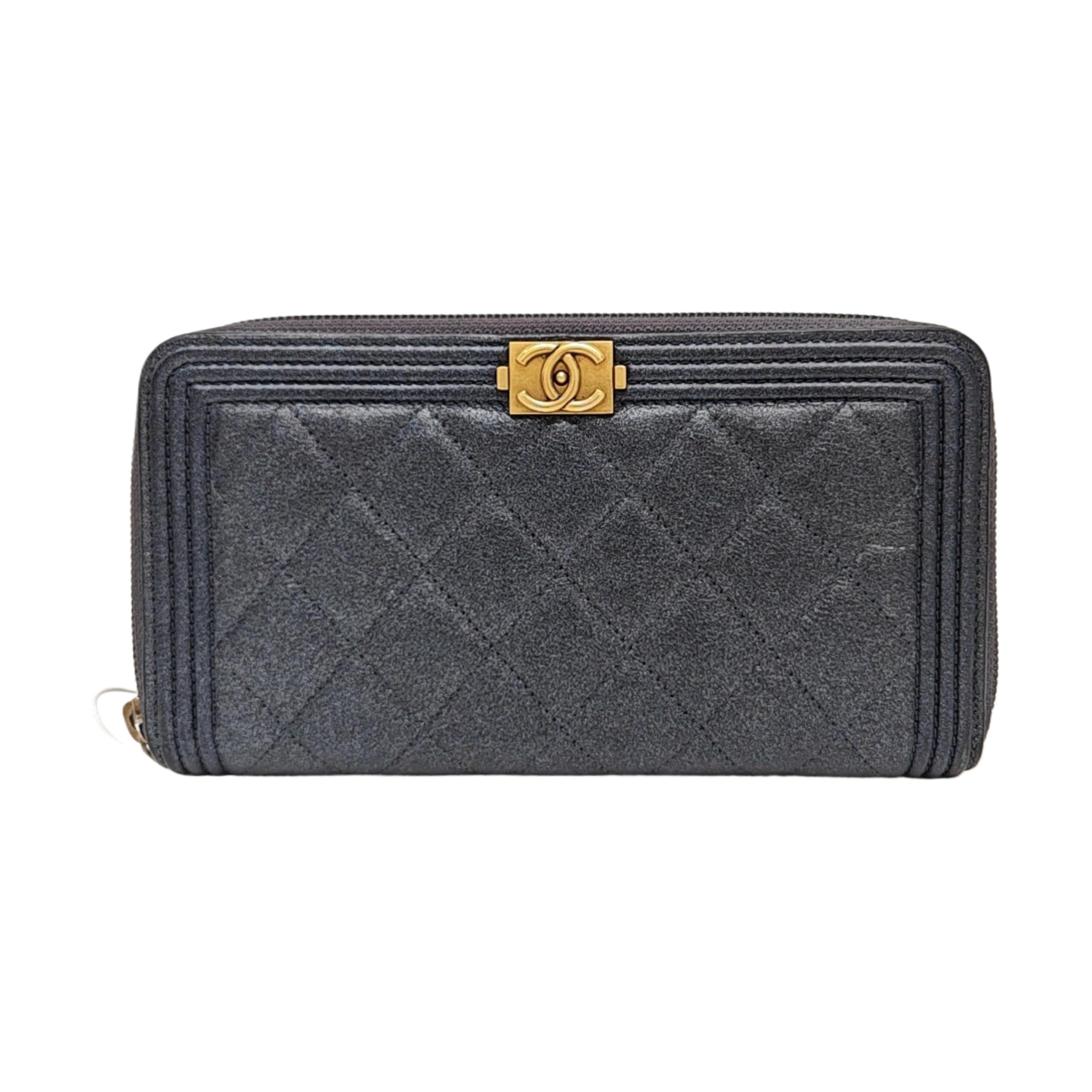 BOY CHANEL Mini Quilted Calfskin Blue Wallet