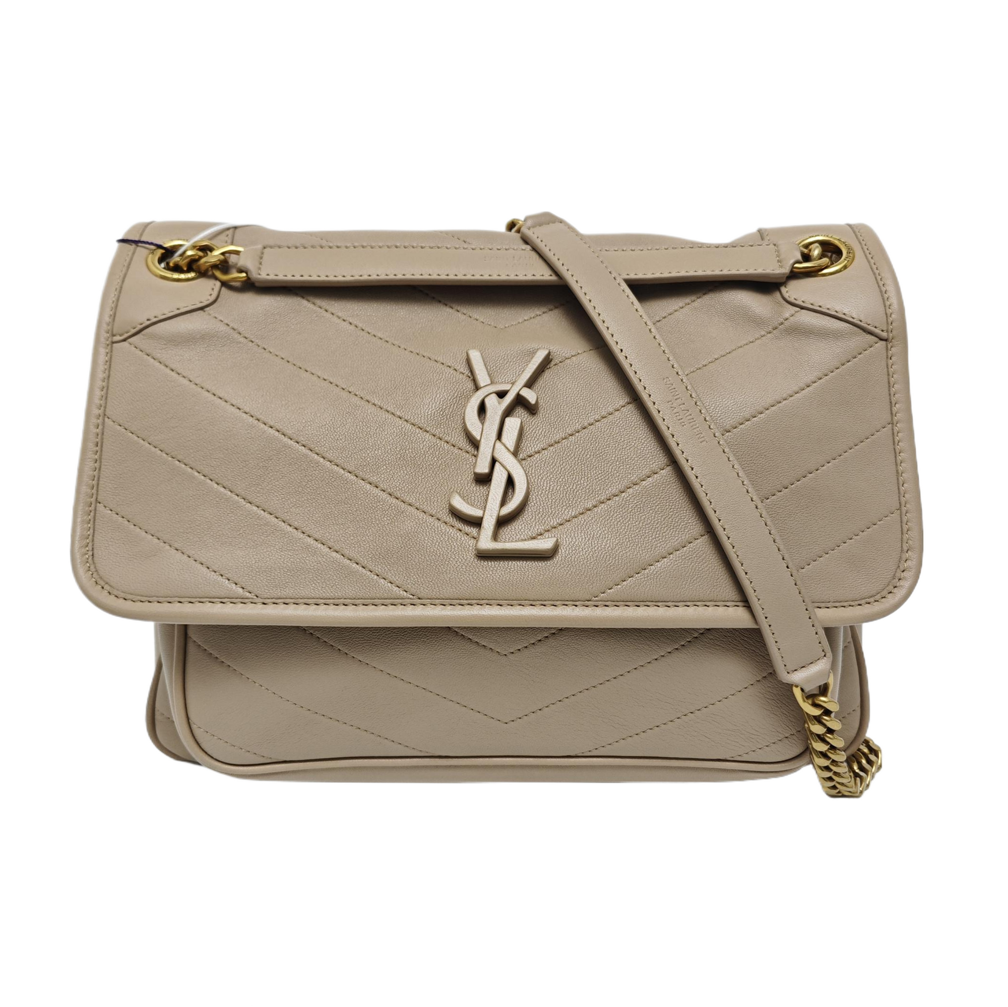 NIKI Medium Chevron Lambskin Beige
