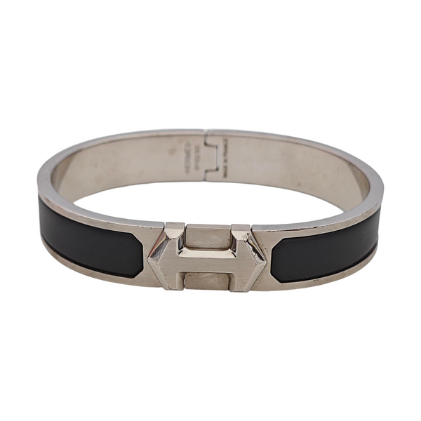 Super H Metal Silver Bangle