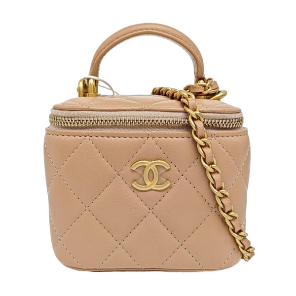 VANITY CASE Mini Quilted Lambskin Beige